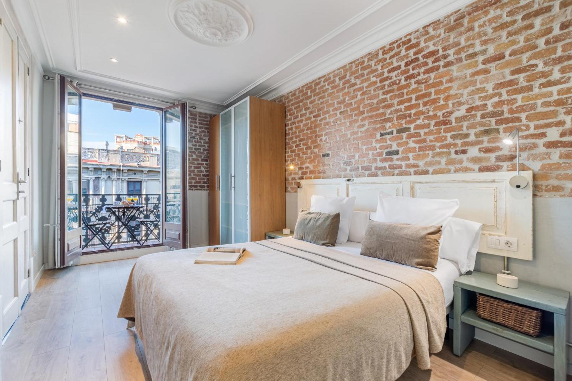 Apartment mit 2 Schlafzimmern und Balkon (1-4 Erwachsene)